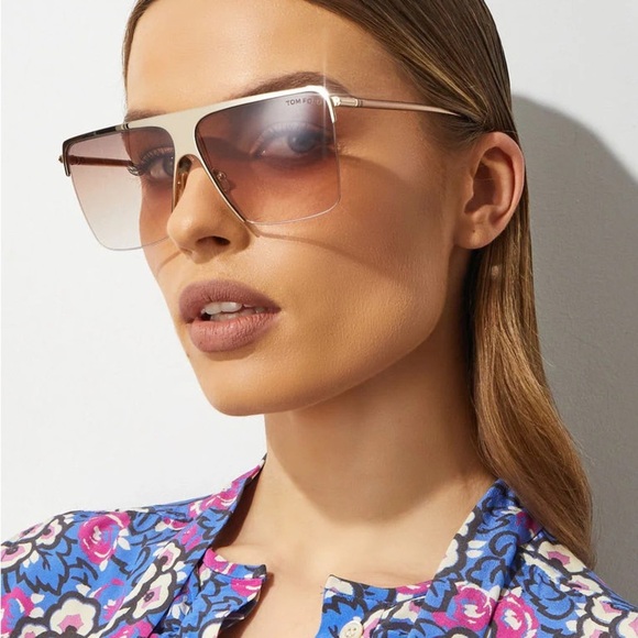 NWT Tom Ford Sofi Flat Top Sunglasses in Gold - Picture 2 of 2